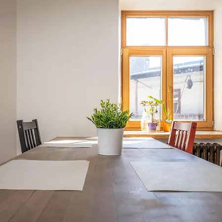 Old Loft, 2br, 7 Guests Apartment *