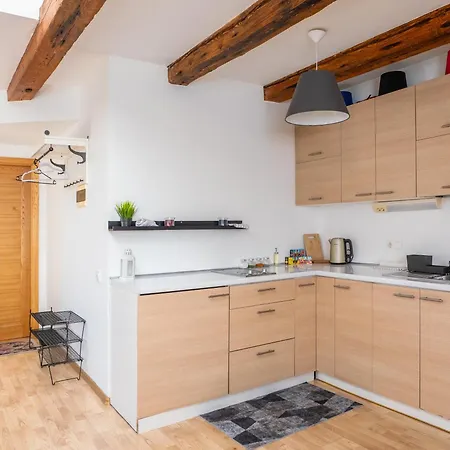 Apartment Old Loft, 2br, 7 Guests Riga